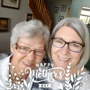 Meet your Posher, Lori